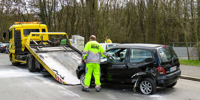 découvrez notre assurance dépannage auto qui vous offre une assistance 24/7 en cas de panne. profitez d'une couverture complète pour vos trajets en toute sérénité avec des services adaptés à vos besoins.