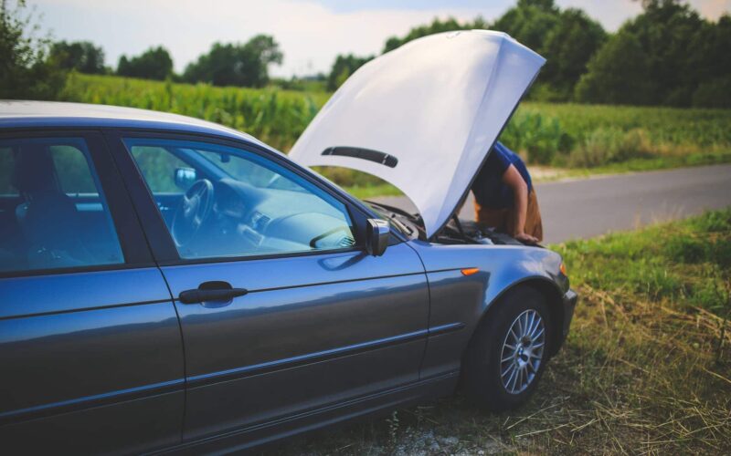 découvrez nos conseils pratiques pour prévenir les pannes de votre voiture. apprenez à entretenir votre véhicule efficacement et à détecter les signes avant-coureurs pour assurer votre sécurité sur la route.