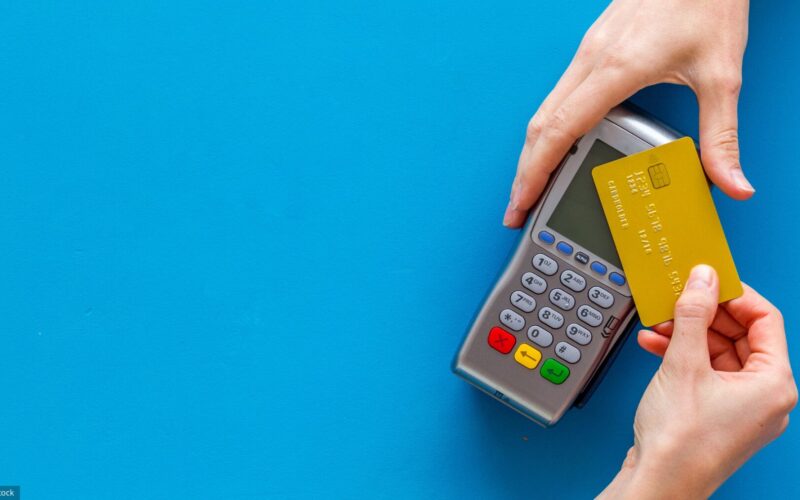 découvrez nos solutions de paiement simples et sécurisées pour le remorquage à paris. profitez d'un service rapide et efficace, avec des options flexibles adaptées à vos besoins.