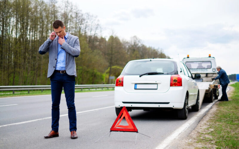 besoin d'un dépannage voiture local rapide et fiable ? notre service professionnel est à votre disposition 24/7 pour vous secourir en cas de panne, quelle que soit votre situation. appelez-nous dès maintenant !
