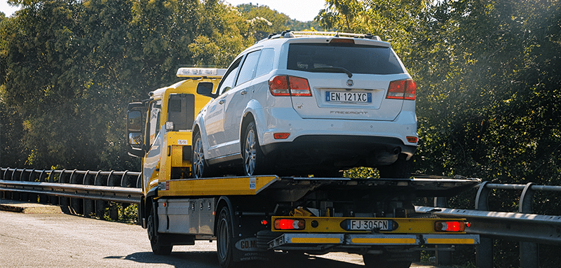 besoin d'aide rapide sur l'autoroute ? notre service de dépannage autoroute est disponible 24/7 pour vous secourir en cas de panne ou d'accident. profitez d'une assistance professionnelle et rapide pour reprendre la route en toute sécurité.