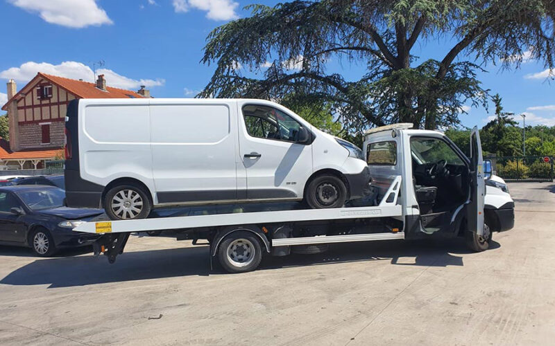 découvrez notre service de remorquage à paris, disponible 24/7 pour vous assister en cas de panne ou d'accident. professionnels expérimentés, intervention rapide et sécurisée pour toutes vos urgences automobile dans la capitale.