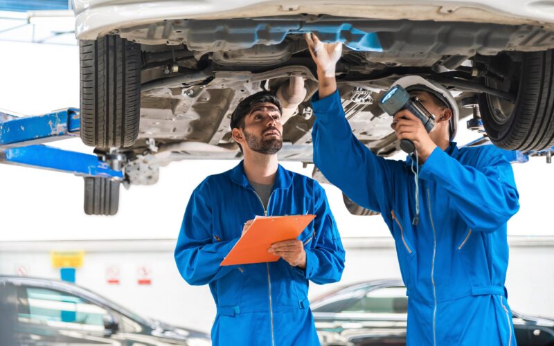 découvrez nos services auto à paris, spécialisés dans la maintenance, la réparation et l'entretien de votre véhicule. profitez d'une expertise de qualité, d'un service rapide et d'un accompagnement personnalisé pour tous vos besoins automobiles.