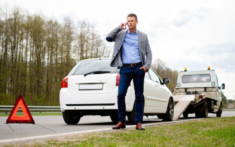 besoin d'un remorquage d'urgence dans le 92 ? nous sommes disponibles 24/7 pour vous assister rapidement et efficacement. notre équipe professionnelle est prête à intervenir, que ce soit pour une panne, un accident ou un véhicule mal garé. contactez-nous dès maintenant pour un service rapide et fiable !