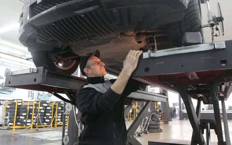 découvrez les avantages d'une dépanneuse pas cher : service rapide, économies sur le dépannage, disponibilité 24/7 et l'assurance d'une assistance fiable, le tout sans compromettre la qualité. optez pour une solution économique pour vos besoins en dépannage.