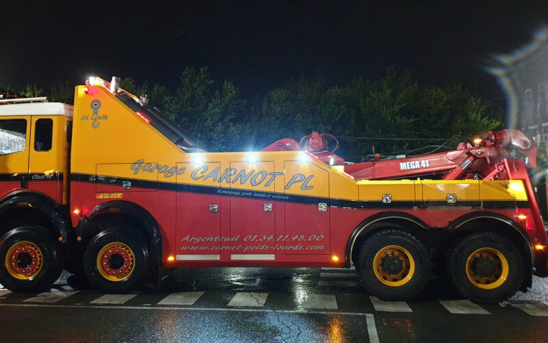 découvrez notre service de remorquage spécialisé pour poids lourds en île-de-france. rapidité, fiabilité et expertise sont au rendez-vous pour dépanner vos véhicules en toute sécurité, 24h/24 et 7j/7.