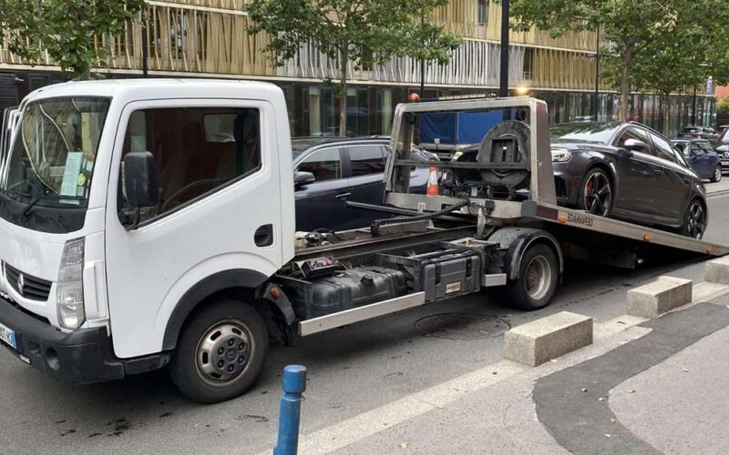 besoin de remorquage pour utilitaires à paris ? nos services rapides et fiables assurent un dépannage efficace pour tous types de véhicules utilitaires. contactez-nous pour une assistance professionnelle au cœur de la capitale.