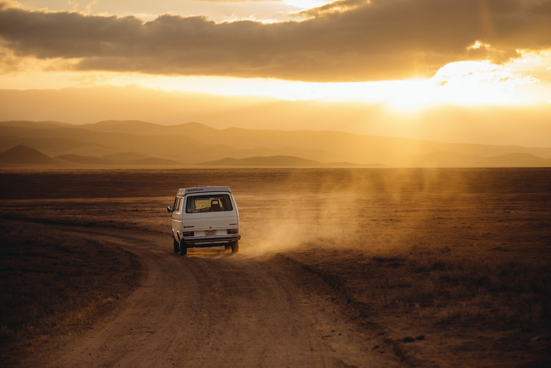 découvrez nos services de dépannage auto à l'étranger, avec une assistance rapide et professionnelle pour faire face à toutes vos situations d'urgence. voyagez l'esprit tranquille grâce à notre équipe disponible 24/7 pour vous aider à reprendre la route en toute sécurité.