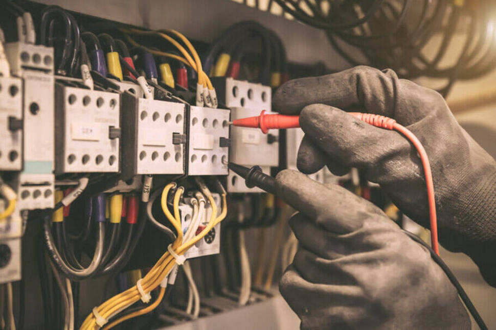 notre service de dépannage pour voitures électriques garantit une assistance rapide et efficace, que ce soit pour une panne de batterie, un problème de recharge ou tout autre dysfonctionnement. faites confiance à nos experts pour remettre votre véhicule sur la route en toute sécurité.