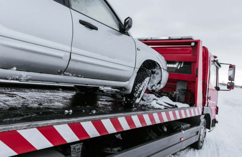 découvrez nos services de dépanneur auto pas cher, disponibles 24/7 pour vous aider en cas d'urgence. obtenez une assistance rapide et fiable à un prix compétitif. ne restez plus bloqué sur la route, contactez-nous dès maintenant!