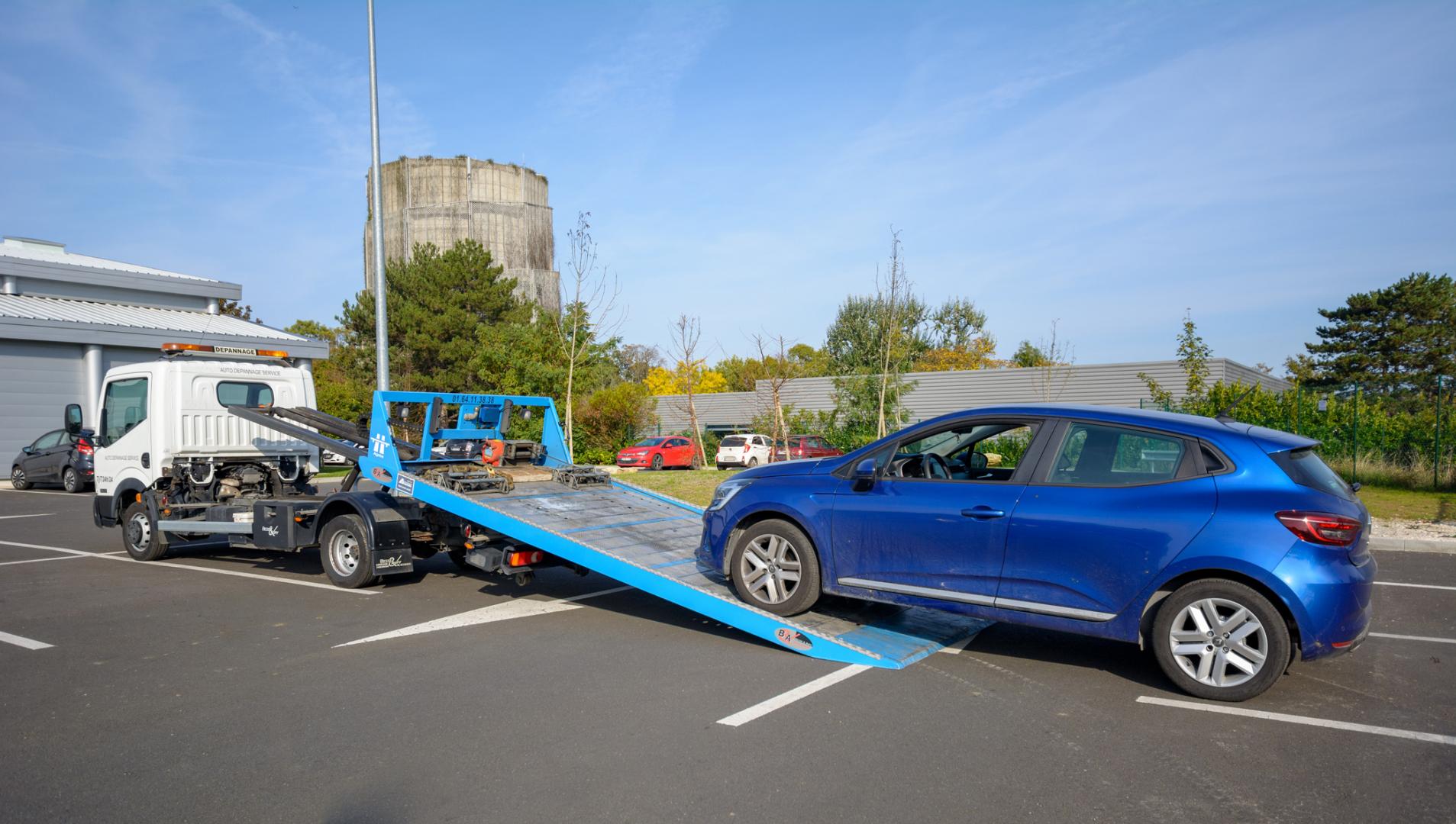 besoin d'un remorquage de voiture à paris ? notre service rapide et fiable est à votre disposition 24/7 pour vous assister en cas de panne ou d'accident. contactez-nous pour un dépannage efficace et professionnel.