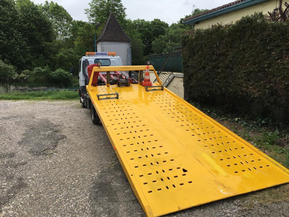 découvrez nos tarifs compétitifs pour le service de dépanner les véhicules légers. que vous ayez besoin d'une assistance sur route ou d'un remorquage, notre équipe réactive est prête à vous aider à tout moment. obtenez un devis gratuit dès aujourd'hui et voyagez l'esprit tranquille.