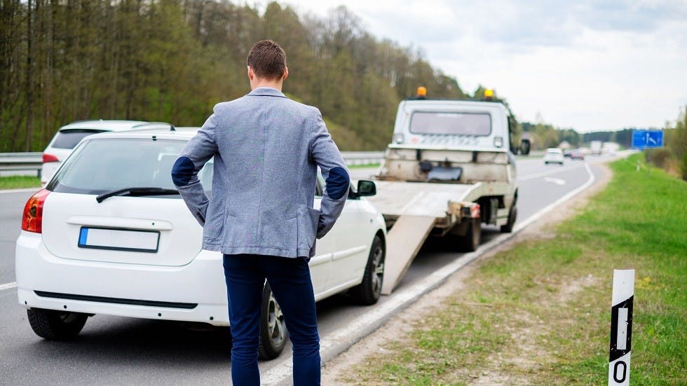 découvrez les différents types de dépannage voiture disponibles pour vous aider en cas de panne. que ce soit pour un remorquage, une assistance sur place ou des réparations temporaires, trouvez les solutions adaptées à vos besoins et roulez en toute sérénité.